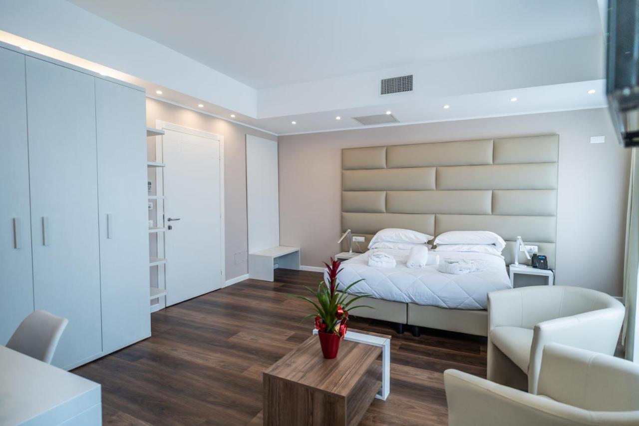 Deluxe Junior Suite