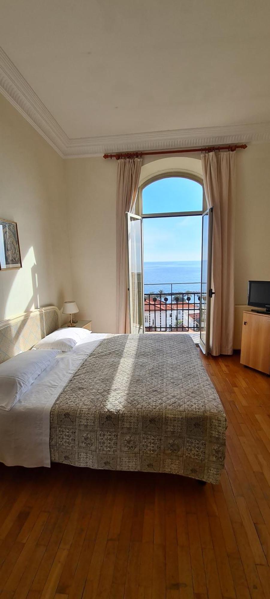 Superior Double or Twin Room Sea View